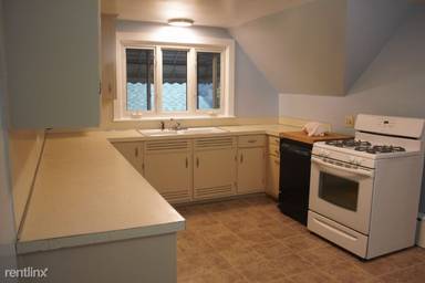 Main picture of 19 Victory Ave