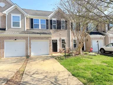 Main picture of 115 Hale Cir