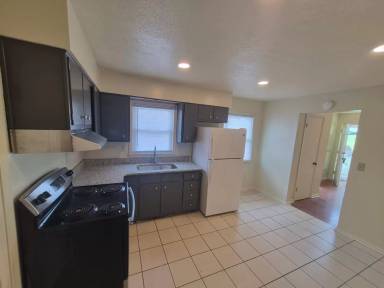 Main picture of 3440 Heatherfield Dr