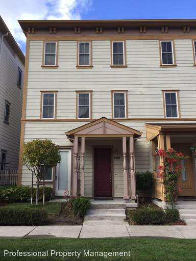 Main picture of 2207 Tsushima St