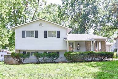 Main picture of 12809 E 40th Ter S