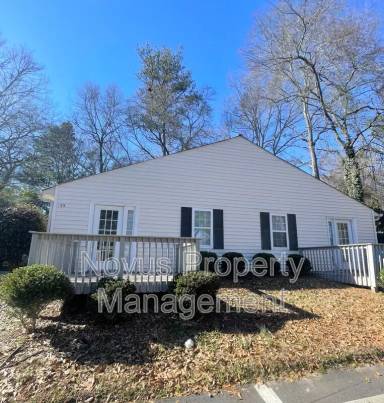 Main picture of 155 Bowen St - 14