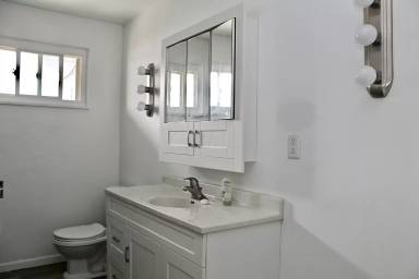 Main picture of 1559 Frebis Ave