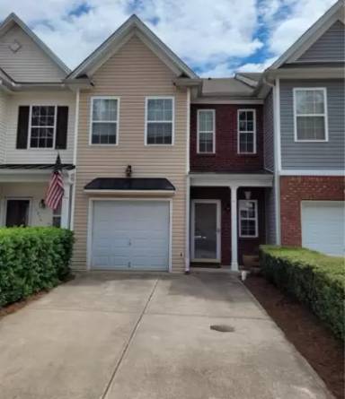 Main picture of 2954 Greyhawk Ln