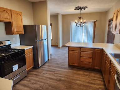 Main picture of 827 Gohres St