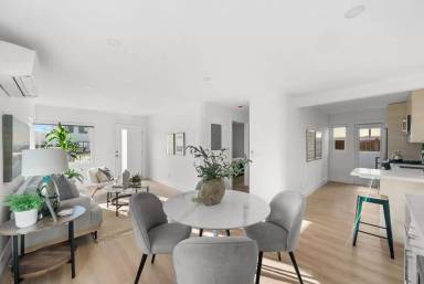 Main picture of 2735 1st Ave