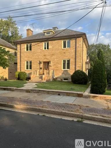 Main picture of 3007 Oliver St NW