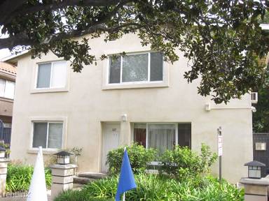 Main picture of 328 S Doheny Dr
