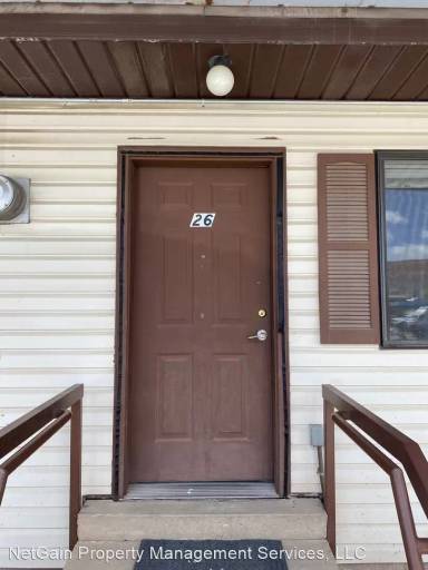 Main picture of 468 S 75 W
