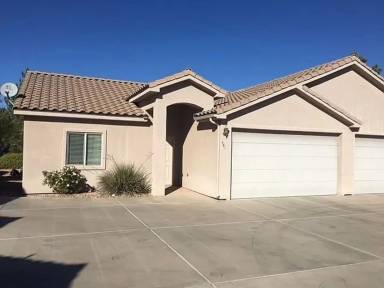 Main picture of 466 N 2480 W