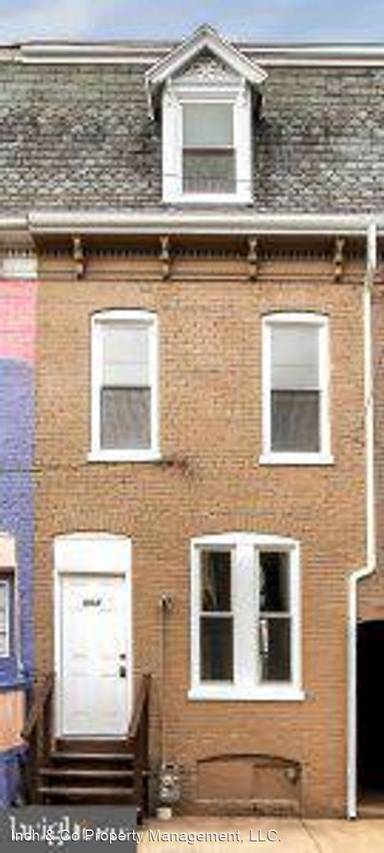 Main picture of 553 W Clarke Ave