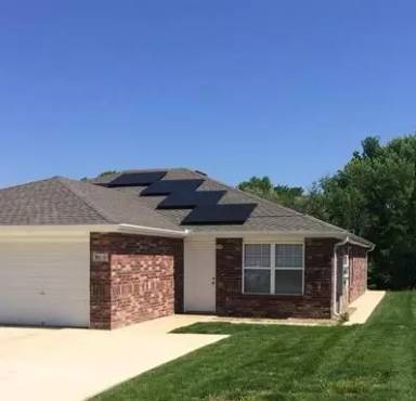 Main picture of 901-11 W Gay St