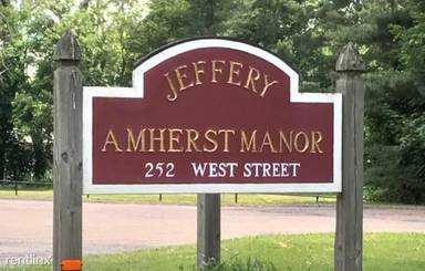 Main picture of Jeffrey Amherst Manor Condos