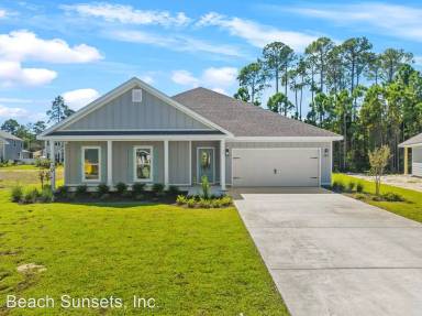 Main picture of 35 Krewe Cir