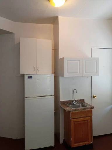 Main picture of 120 Sanford Pl