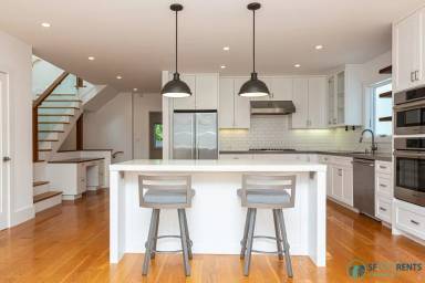 Main picture of 754 Ulloa St