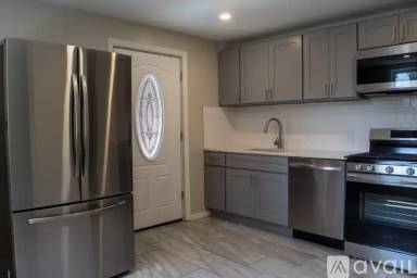 Main picture of 3 Woodland Ave