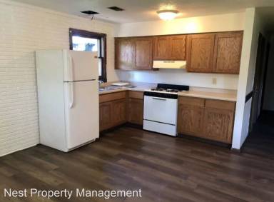 Main picture of 2733 Wayne Ave