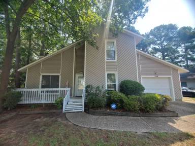 Main picture of 4428 Briton Cir