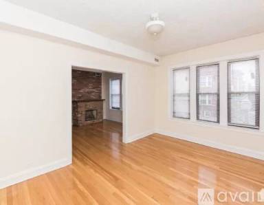 Main picture of 3521 N Racine Ave