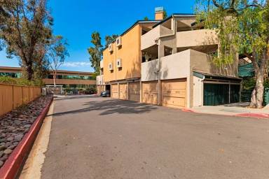 Main picture of 9785 Mesa Springs Way