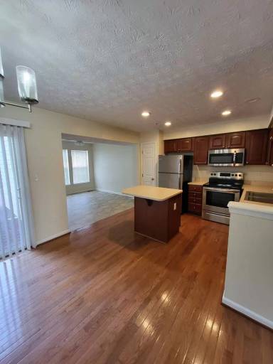 Main picture of 115 Truman St
