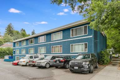 Main picture of 3435 Rainier Ave S