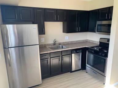 Main picture of 1407 Parkway Dr