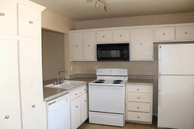 Main picture of 850 W Cortez Ln