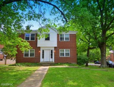 Main picture of 2769 Losantiville Ave