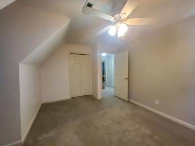 Main picture of 6000 Lake Trail Dr
