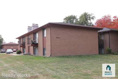 Main picture of 3641 Baldwin Ave