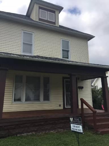 Main picture of 2405 Locust St