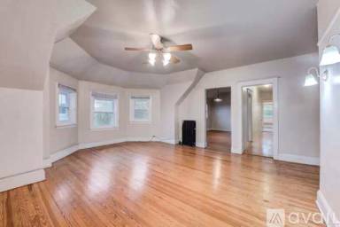 Main picture of 5815 W Race Ave