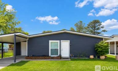 Main picture of 310 Coral Ave