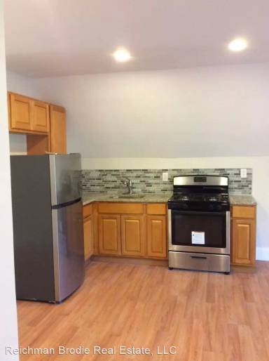 Main picture of 89 Ward St