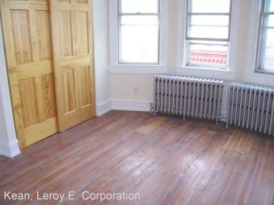 Main picture of 720 Tasker St