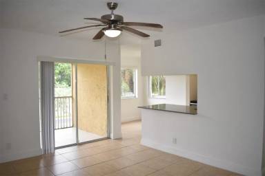 Main picture of 5760 Rock Island Rd