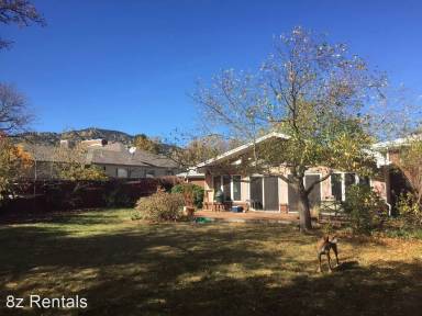 Main picture of 1526 Sunset Blvd