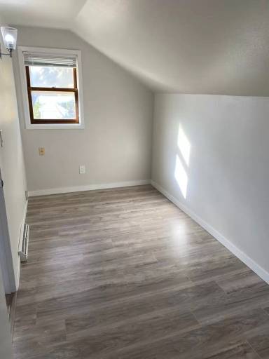 Main picture of 225 Clermont St