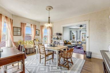 Main picture of 41 Derby St