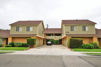 Main picture of 1214 W Diamond St