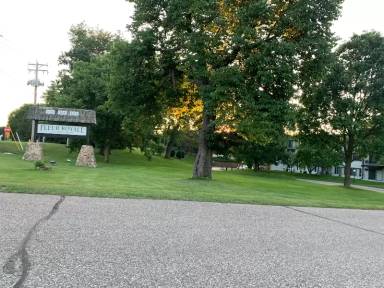 Main picture of 183 Little Canada Rd E