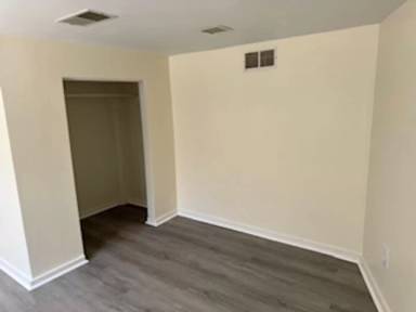 Main picture of 103 Wallace St