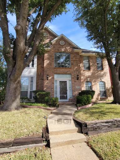 Main picture of 2320 Dyers Oak Dr