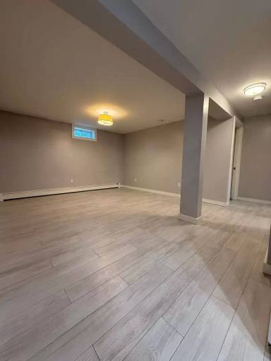 Main picture of 121 Dunbar Ave