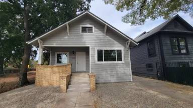 Main picture of 3125 3rd Ave