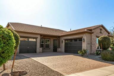 Main picture of 3821 E Powell Pl