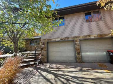 Main picture of 7865 Woodpark Blvd