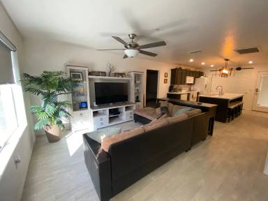 Main picture of 3045 Palisades Dr